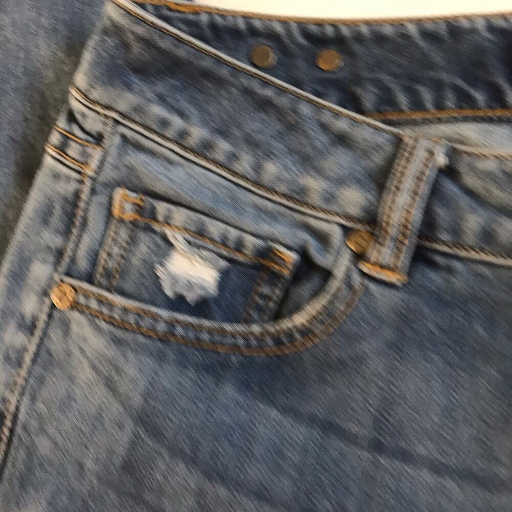 CAbi Jeans Mojave Slim Boyfriend 5165 Blue Low Rise Distressed Size 4  EUC - Picture 9 of 12